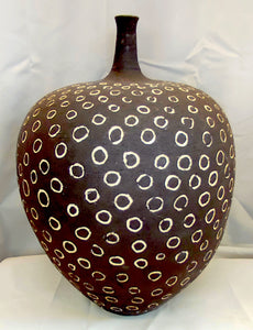 Large Ring-Marked Vessel