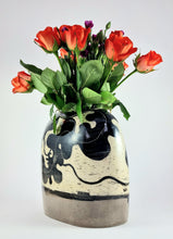 Load image into Gallery viewer, Gwymona: Seaweed Vase
