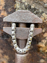 Load image into Gallery viewer, Hallmarked Silver Box Bracelet.
