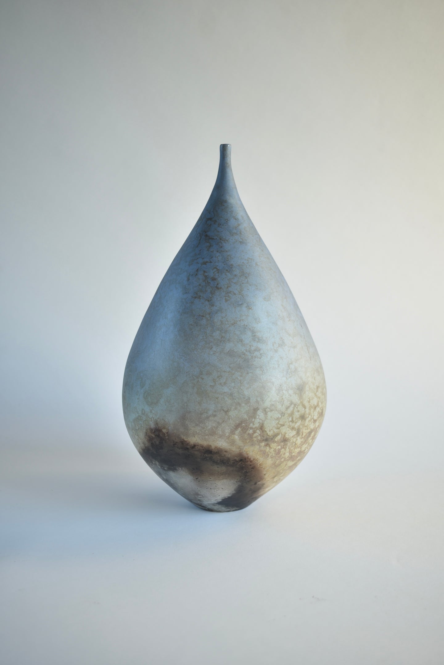 Pear shaped bottle form