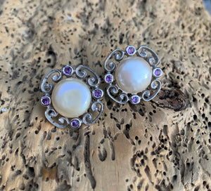 Faceted Amethyst and White Pearl Stud earrings