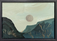 Load image into Gallery viewer, Cooling Sunset
