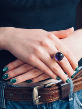 Load image into Gallery viewer, Round cabochon Amethyst
