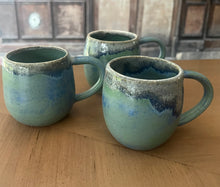 Load image into Gallery viewer, Aqua Tea Mugs
