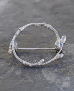 Small Delicate Silver Twig Wreath Brooch