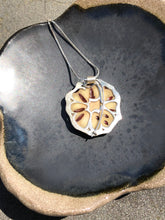 Load image into Gallery viewer, Thika  pendant/brooch

