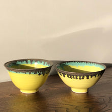 Load image into Gallery viewer, Tiny yellow dishes
