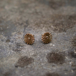 Daisy Ear Studs in 9ct Yellow Eco Gold