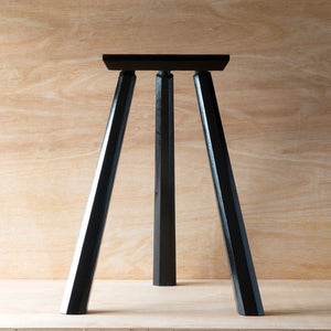 Black stool in pine 03