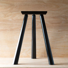 Load image into Gallery viewer, Black stool in pine 02

