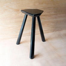 Load image into Gallery viewer, Black stool in pine 03
