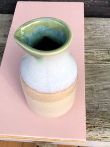 Stoneware pourer with opal glaze