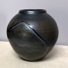 Load image into Gallery viewer, Spherical Vase

